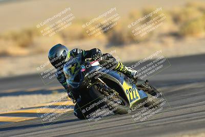 media/Nov-17-2024-CVMA (Sun) [[1fec520723]]/Race 17-Amateur Supersport Middleweight/